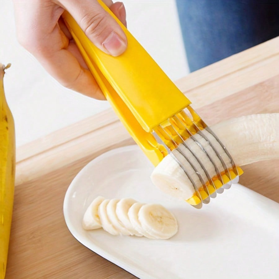 Tokyo Mart Banana Cutting