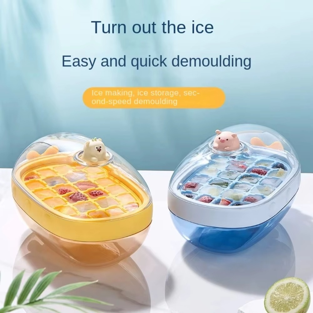 Tokyo Mart Rotating Ice Cube Tray