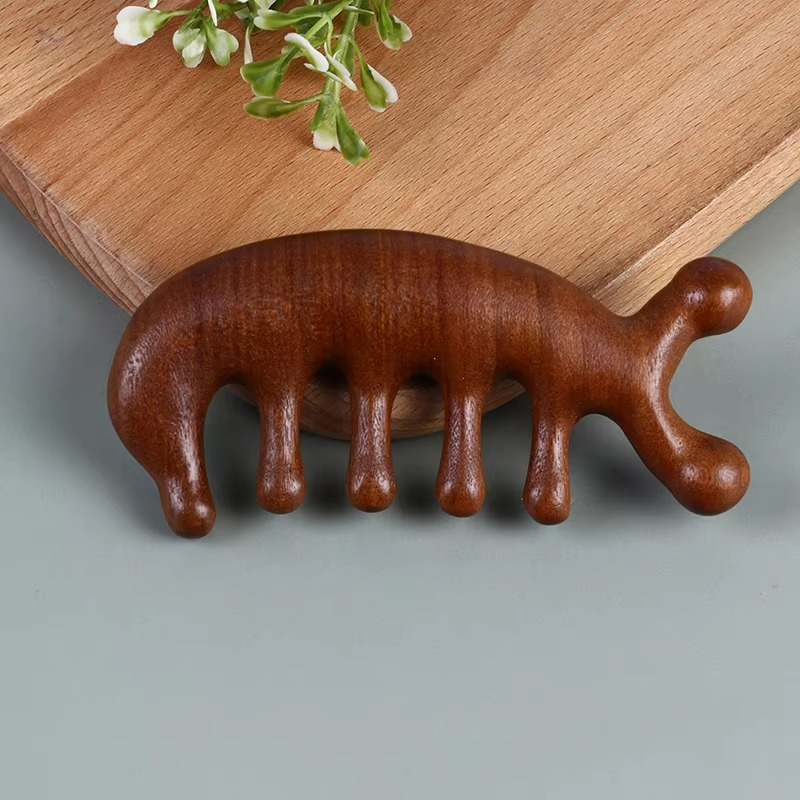 Tokyo Mart Comb and Hair Massager