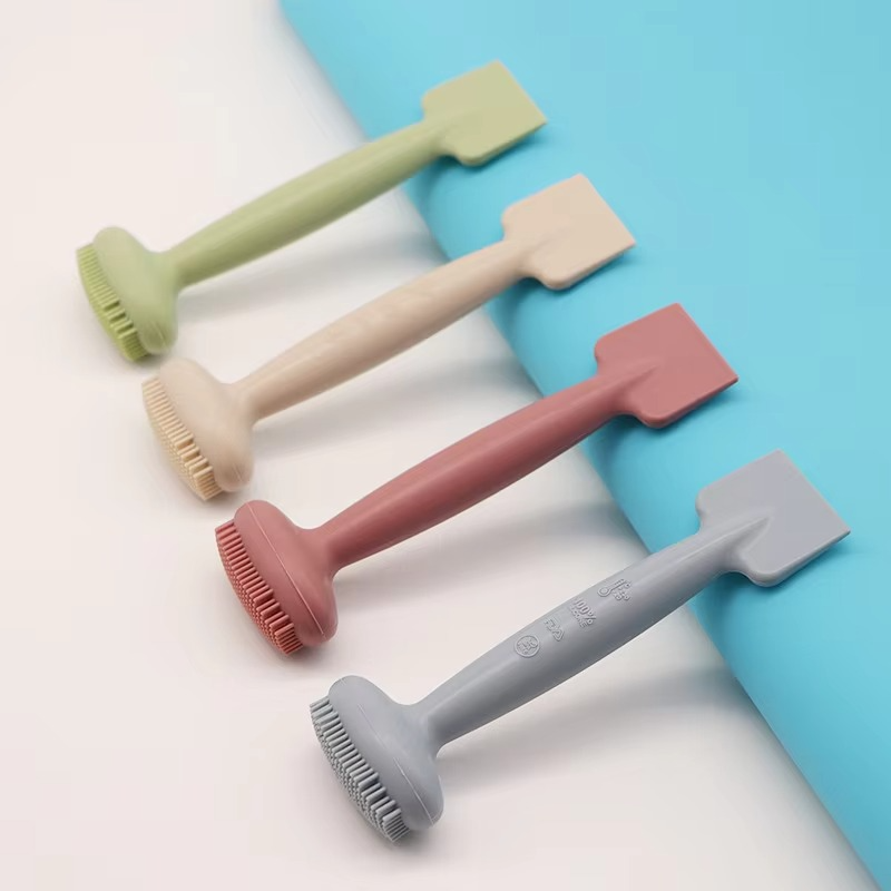 Tokyo Mart Silicone Face Mask Brush