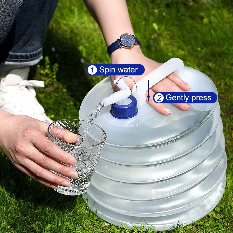 Tokyo Mart Outdoor Foldable Water Container