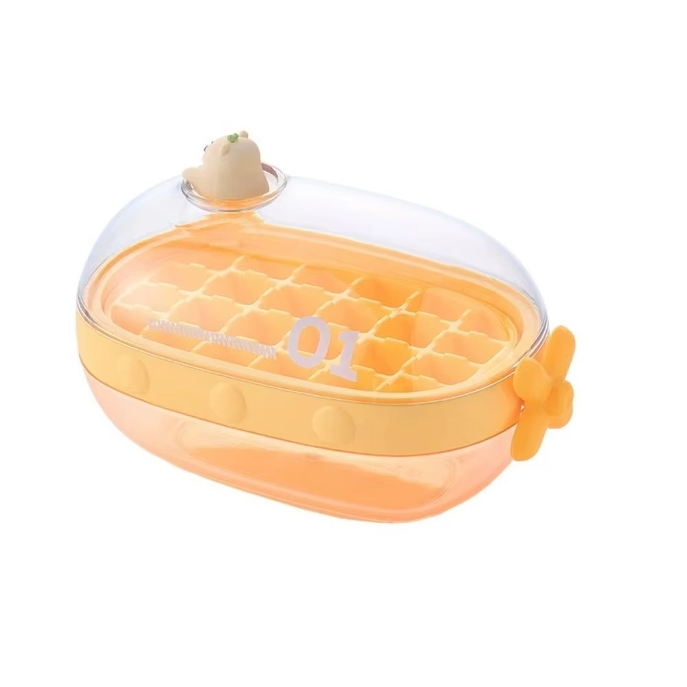 Tokyo Mart Rotating Ice Cube Tray