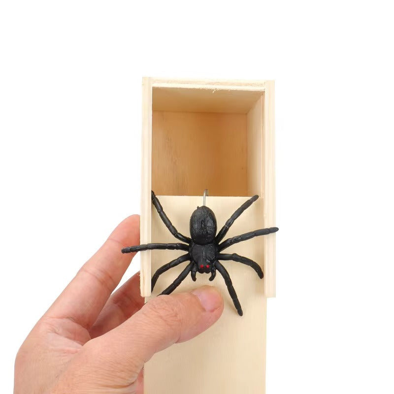 Tokyo Mart prank spider scare box