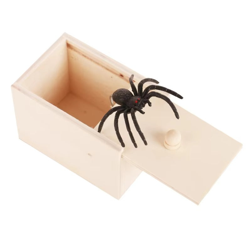 Tokyo Mart prank spider scare box