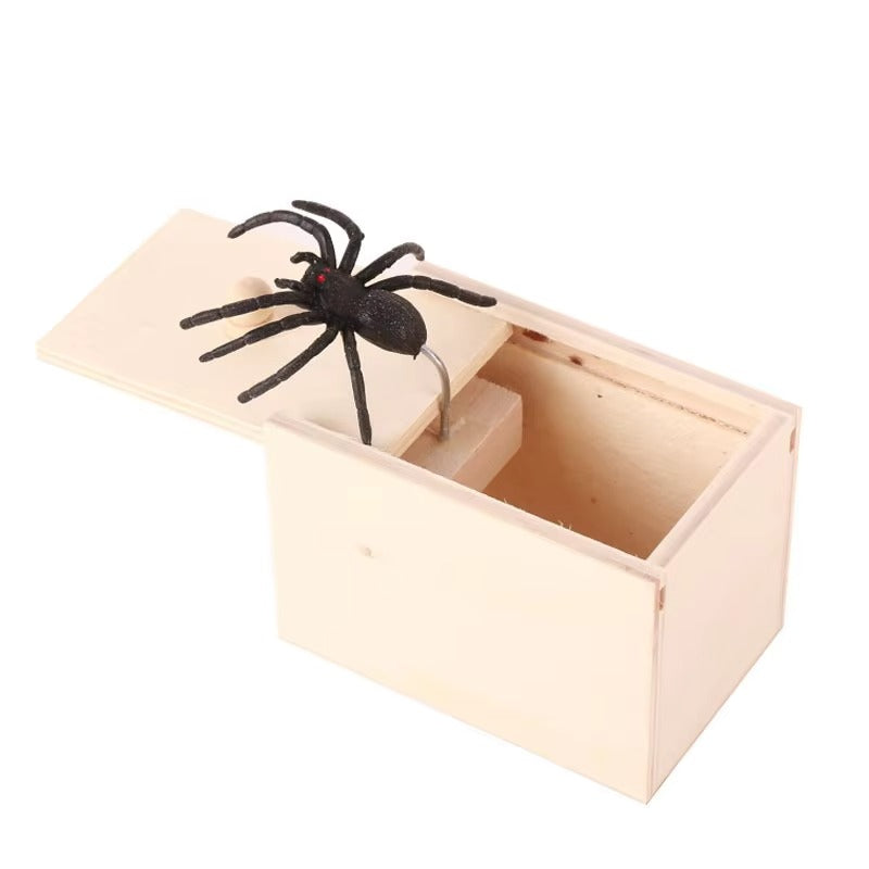 Tokyo Mart prank spider scare box