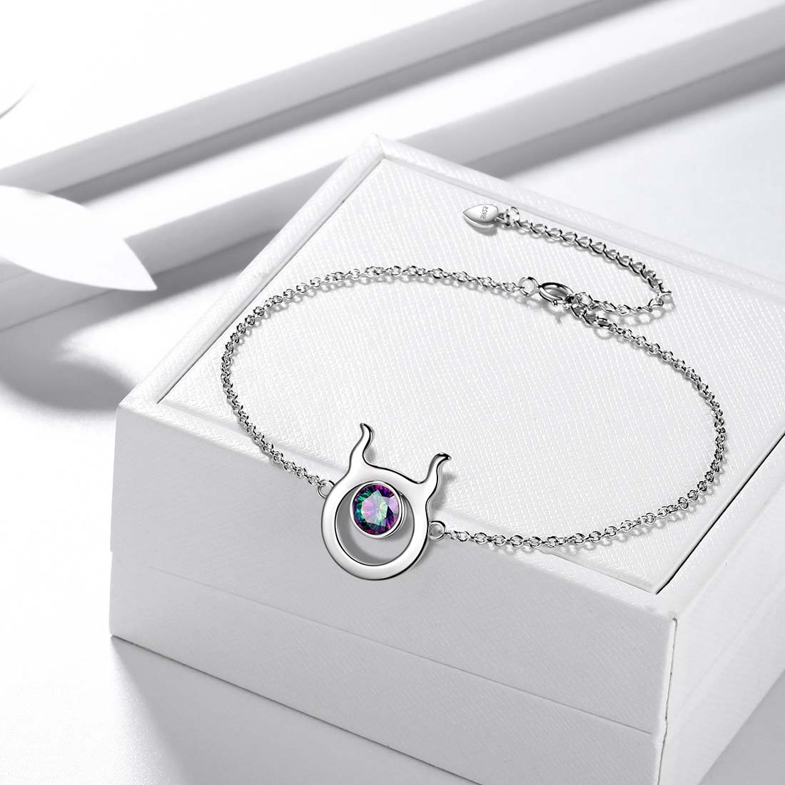 Tokyo Mart Stier-Armband für Damen und Mädchen, Schmuck, Geburtstagsgeschenk, Mystic Topaz, Sterlingsilber