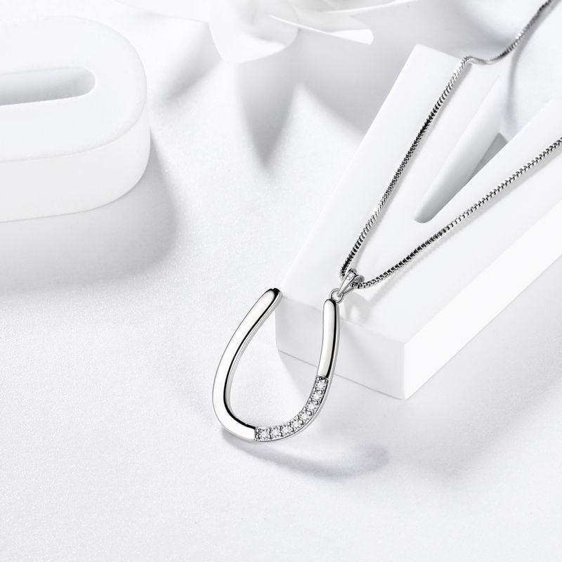 Tokyo Mart Halsketten mit Initiale U, Anhänger, Damen, Mädchen, Namensschmuck, Geschenk, 925 Sterling Silber